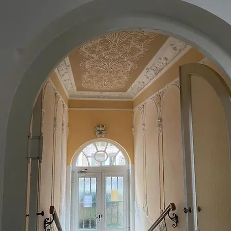 Altbau-oase Der Eleganz: Stadtnaher Komfort Pur * Wiesbaden