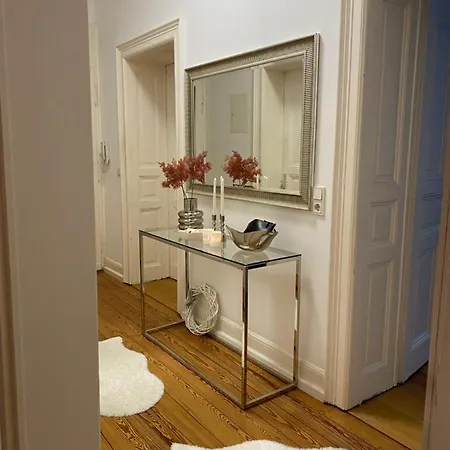 Apartment Altbau-oase Der Eleganz: Stadtnaher Komfort Pur Wiesbaden