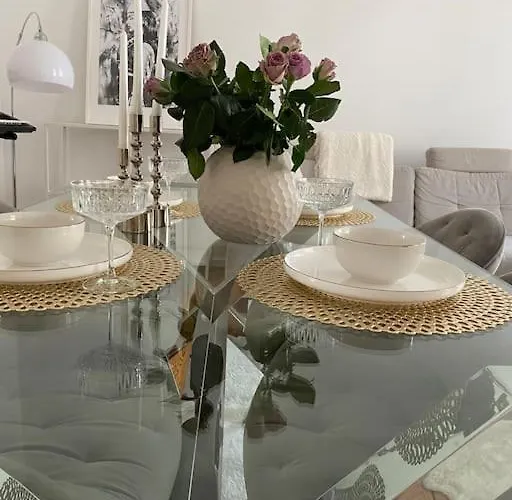 Altbau-oase Der Eleganz: Stadtnaher Komfort Pur *