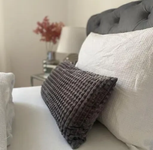 Apartament Altbau-oase Der Eleganz: Stadtnaher Komfort Pur *