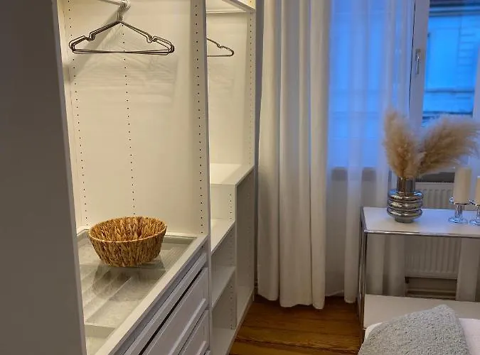 Altbau-oase Der Eleganz: Stadtnaher Komfort Pur *