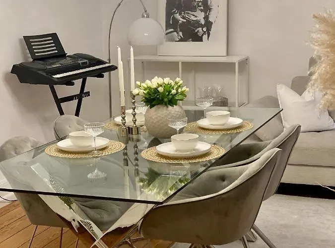 Altbau-oase Der Eleganz: Stadtnaher Komfort Pur Apartament Wiesbaden