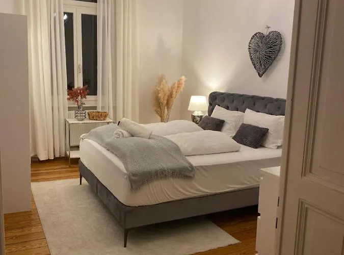 Altbau-oase Der Eleganz: Stadtnaher Komfort Pur Apartament Wiesbaden