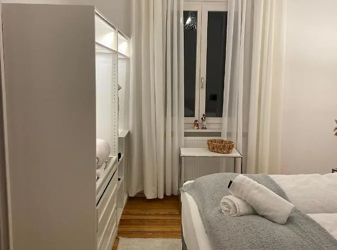 Apartament Altbau-oase Der Eleganz: Stadtnaher Komfort Pur